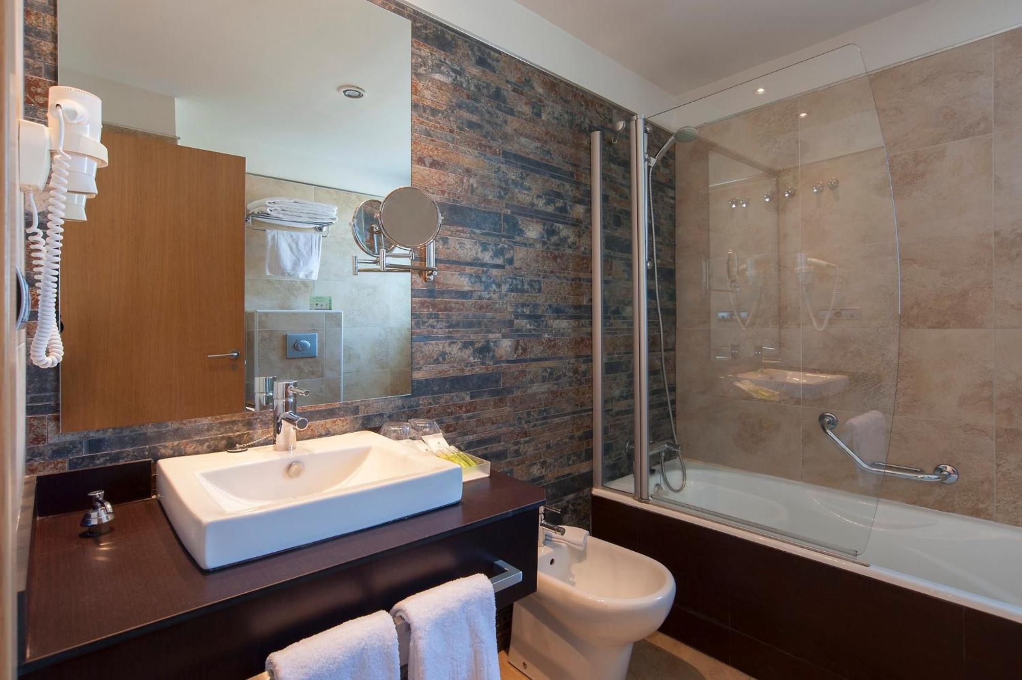 Hotel Sercotel Codina 3*