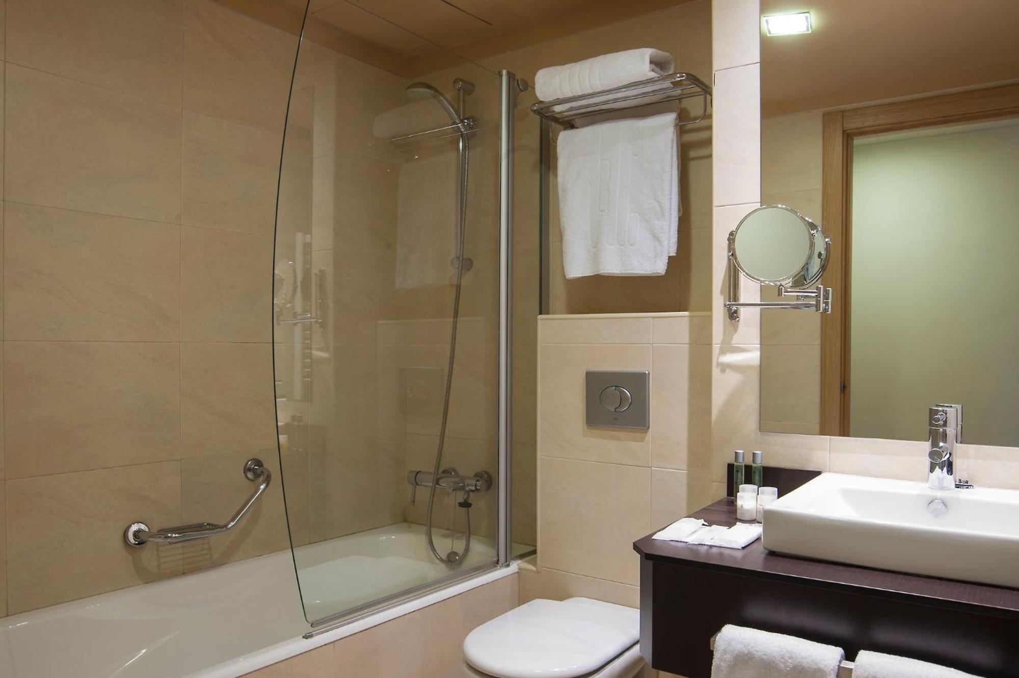 Hotel Sercotel Codina